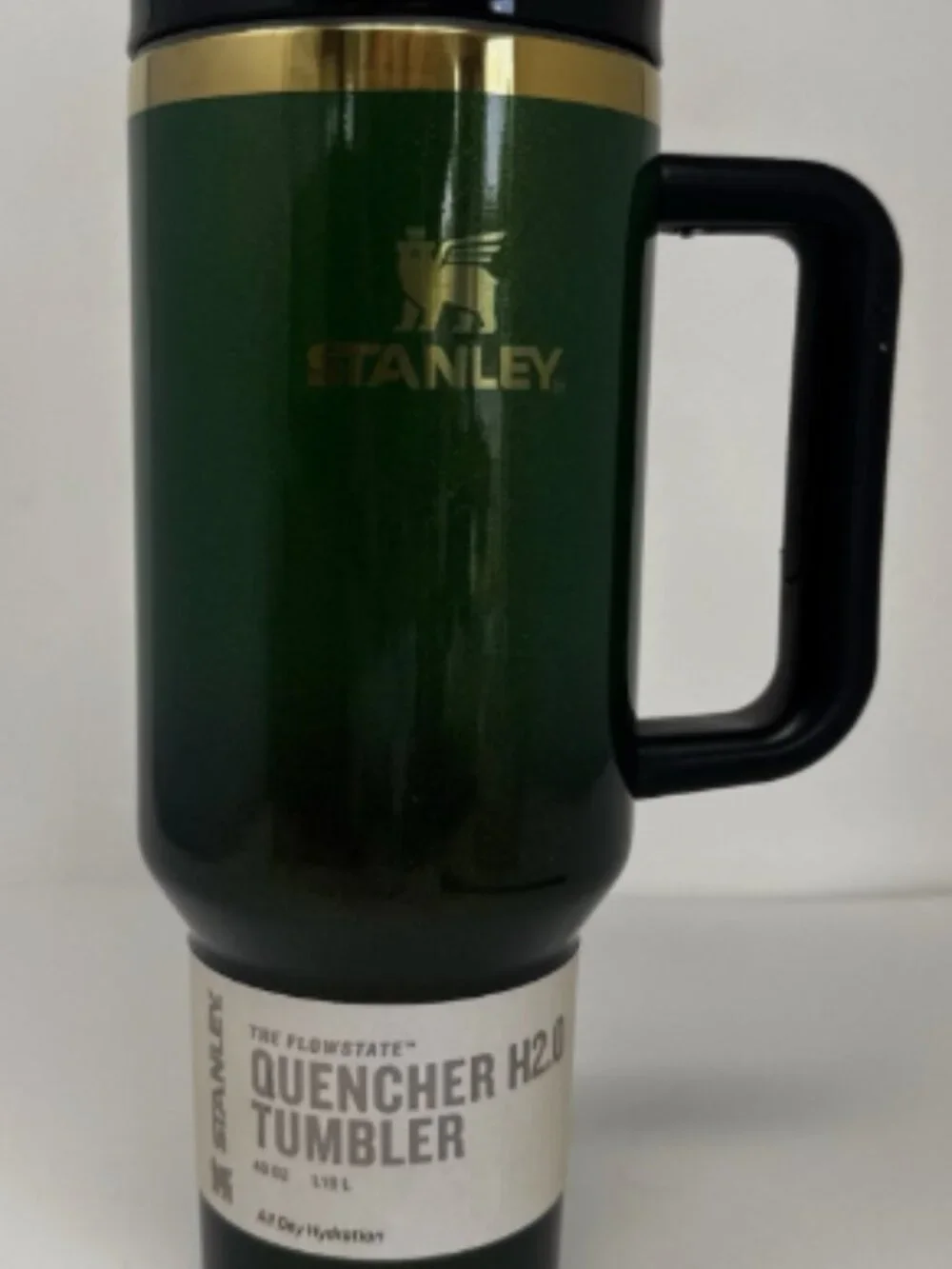 Stanley The Quencher H2.0 FlowState Tumbler 40 oz – Dark Green & Gold